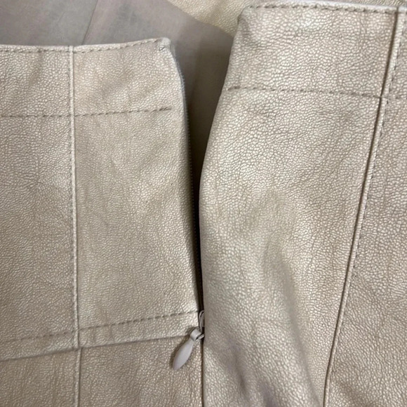 Free People Sugar and Spice vegan leather skirt size 12 - Picture 7 of 9